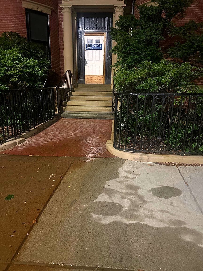 Image submitted with report