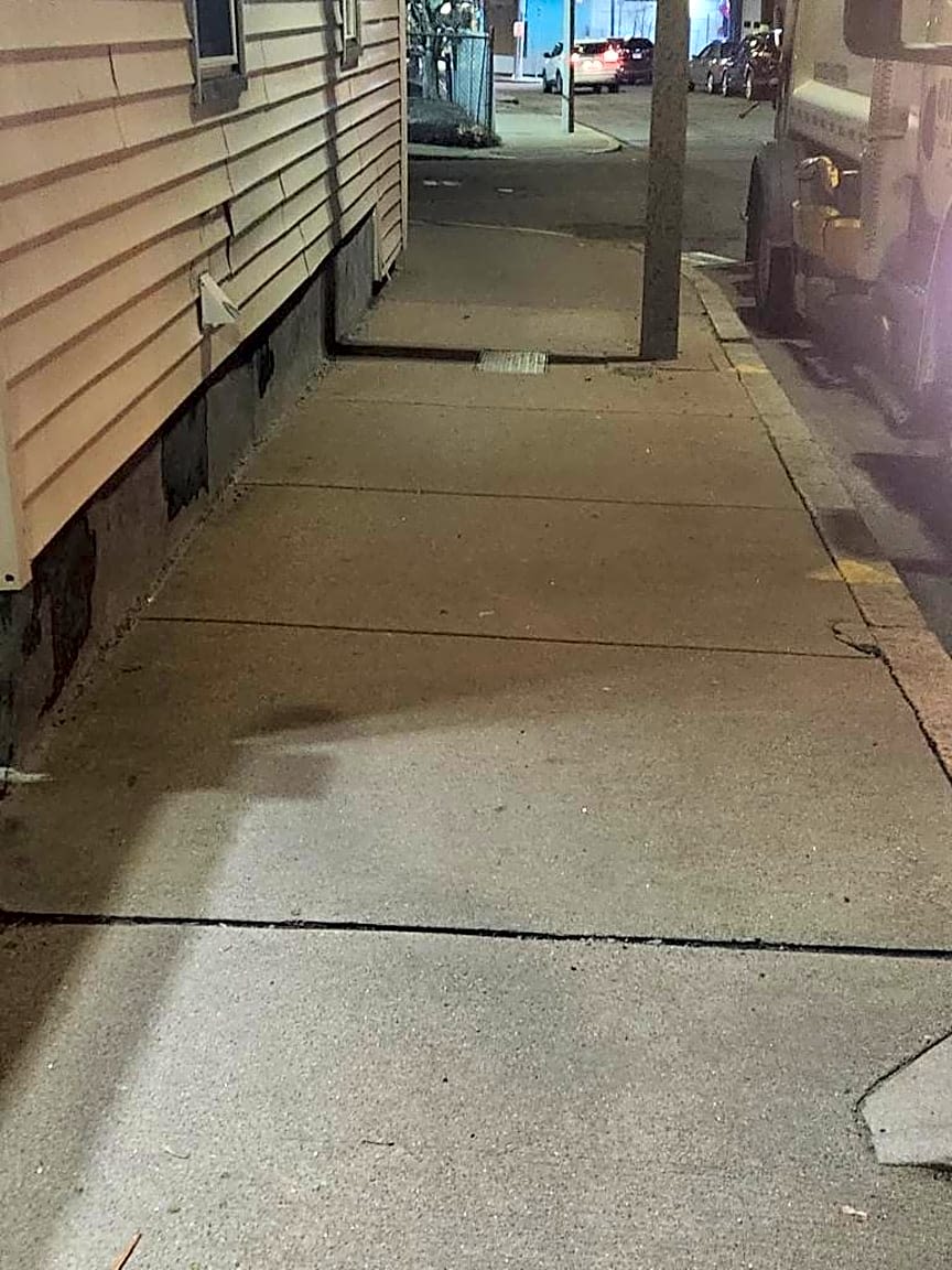 Image submitted with report