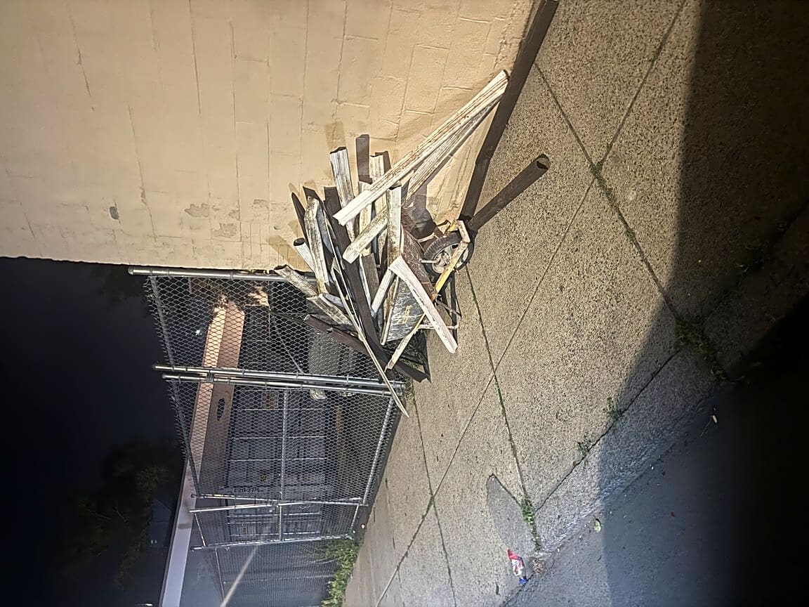 Image submitted with report