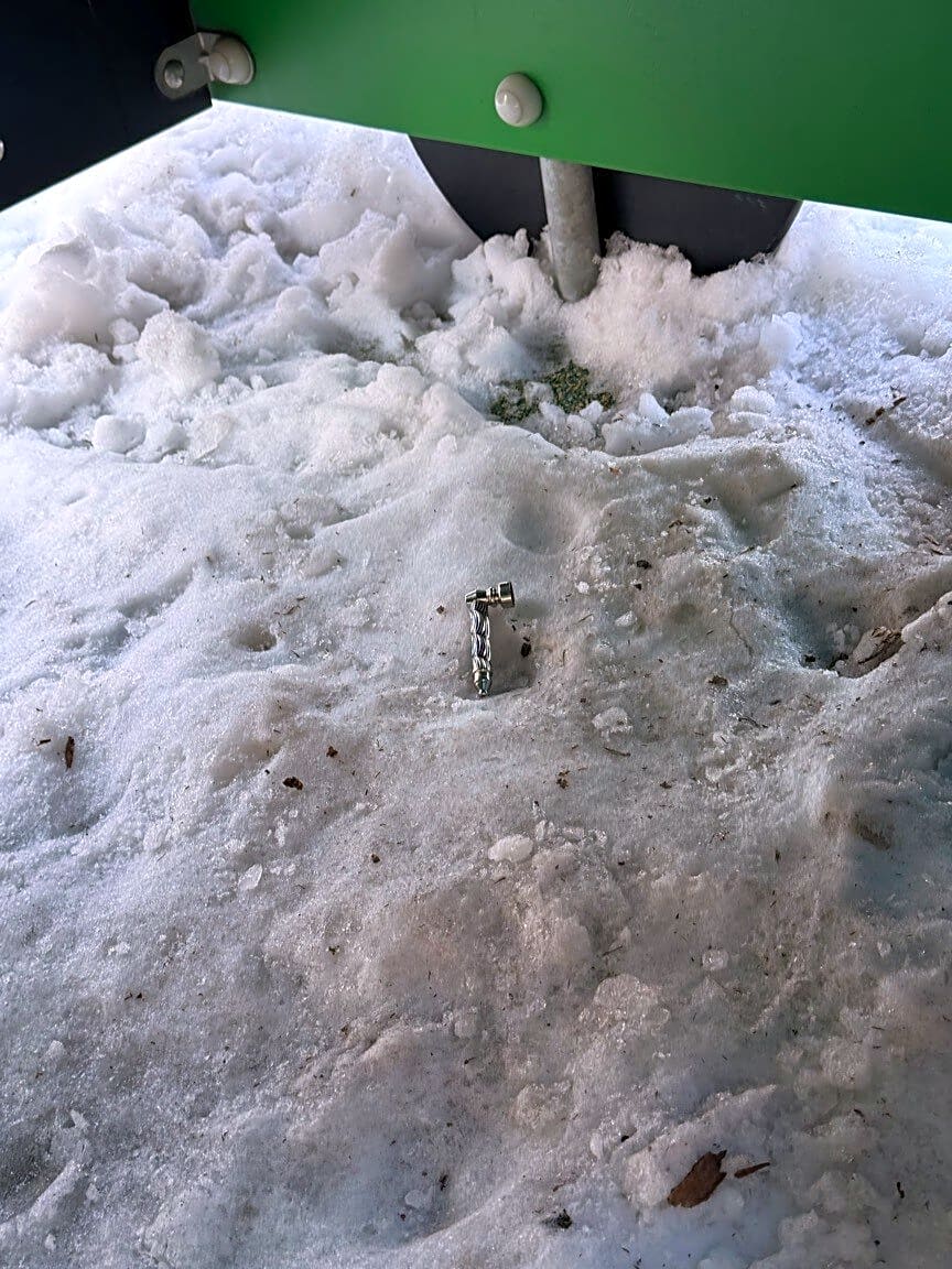 Image submitted with report