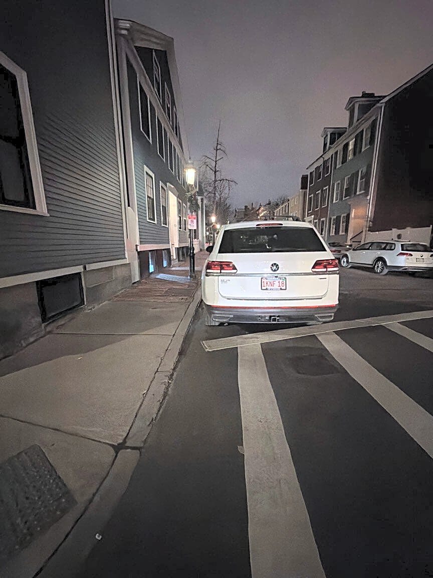 Image submitted with report