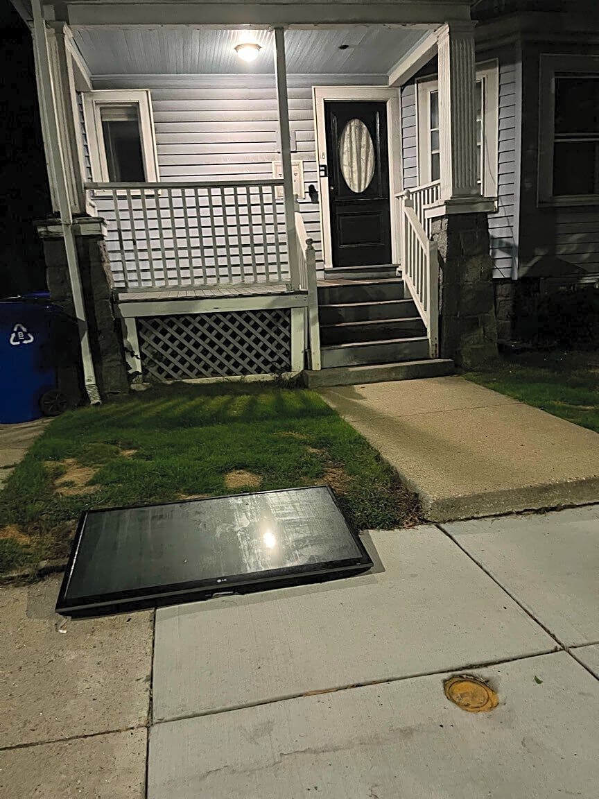 Image submitted with report