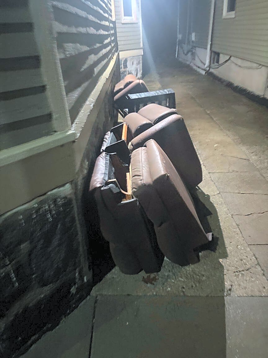 Image submitted with report