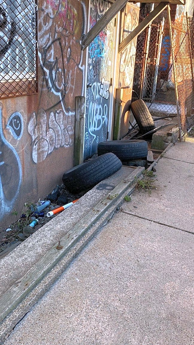 Image submitted with report